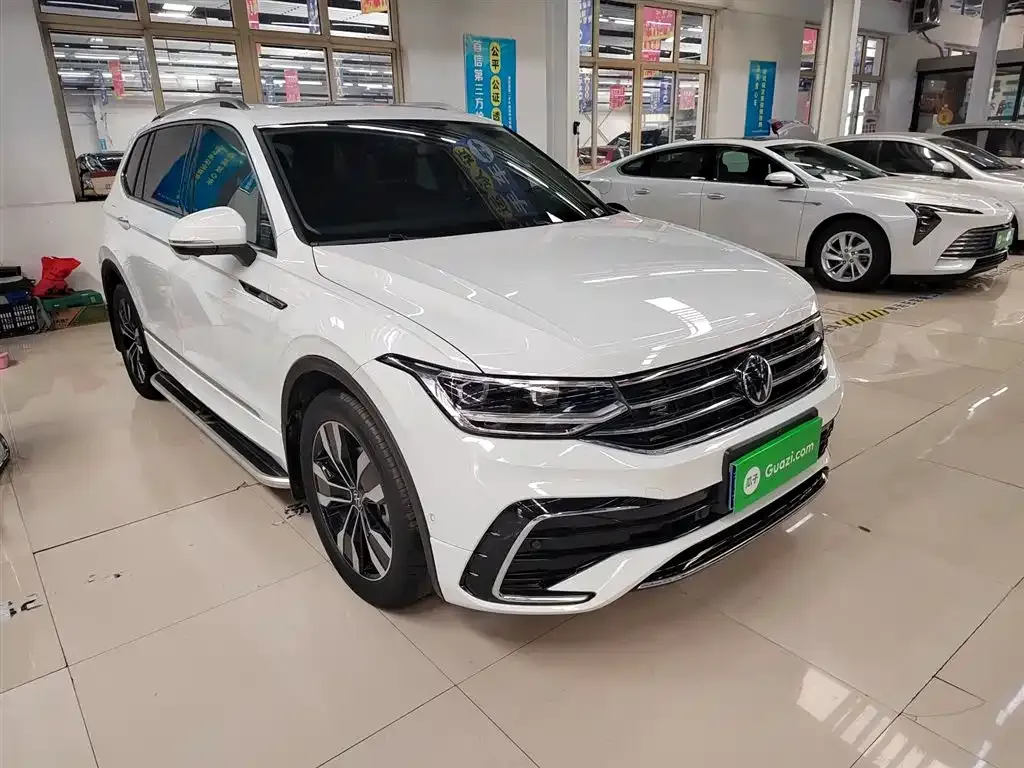 Volkswagen Tiguan L 2023 из CN, фото 4