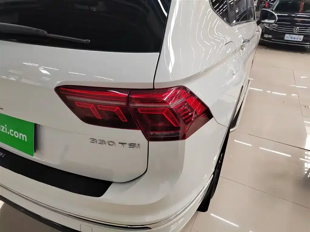 Volkswagen Tiguan L 2023 из CN, фото 8
