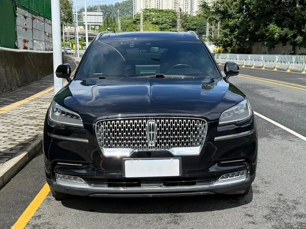 Lincoln Aviator 2022 из CN, фото 2