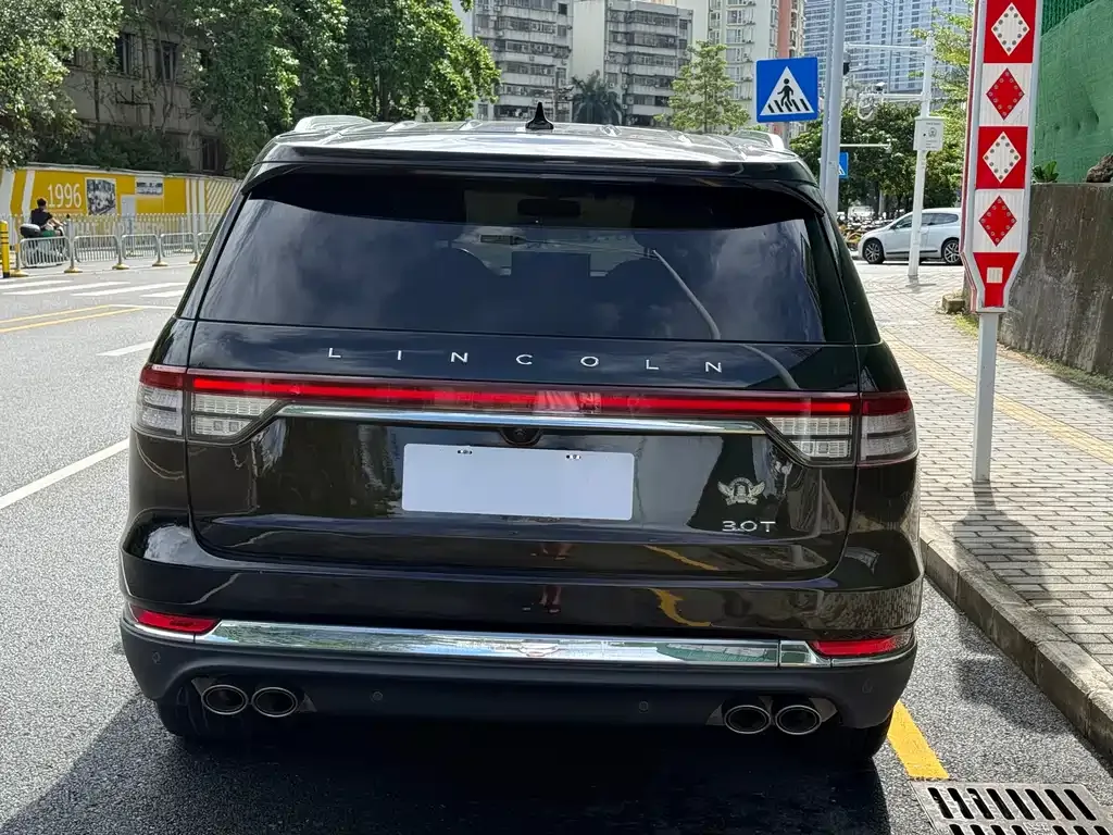 Lincoln Aviator 2022 из CN, фото 5