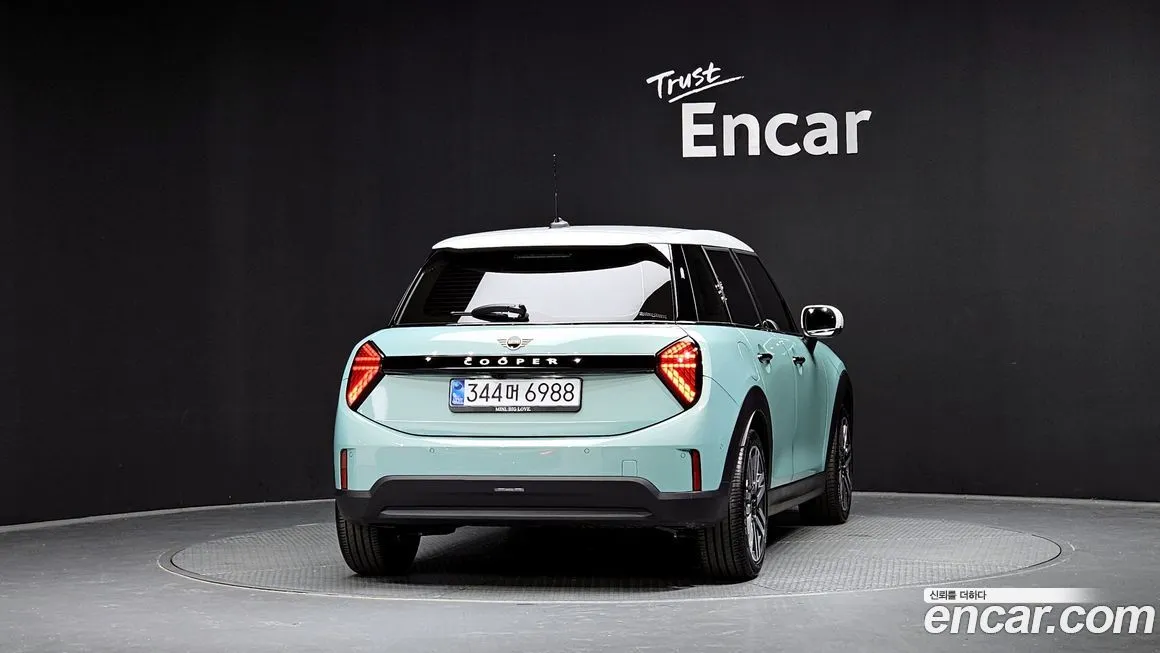 Mini Cooper 2025 из KR, фото 4