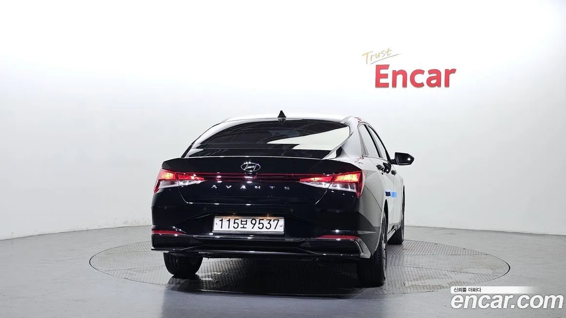 Hyundai AVANTE — фото 4