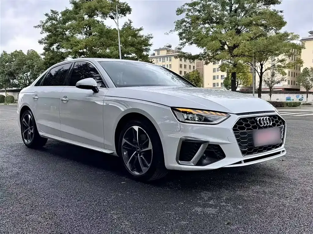 Audi A4L 2023 из CN, фото 6
