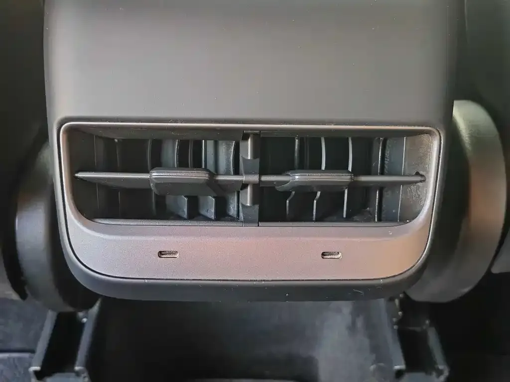 Tesla Model Y 2022 из CN, фото 10