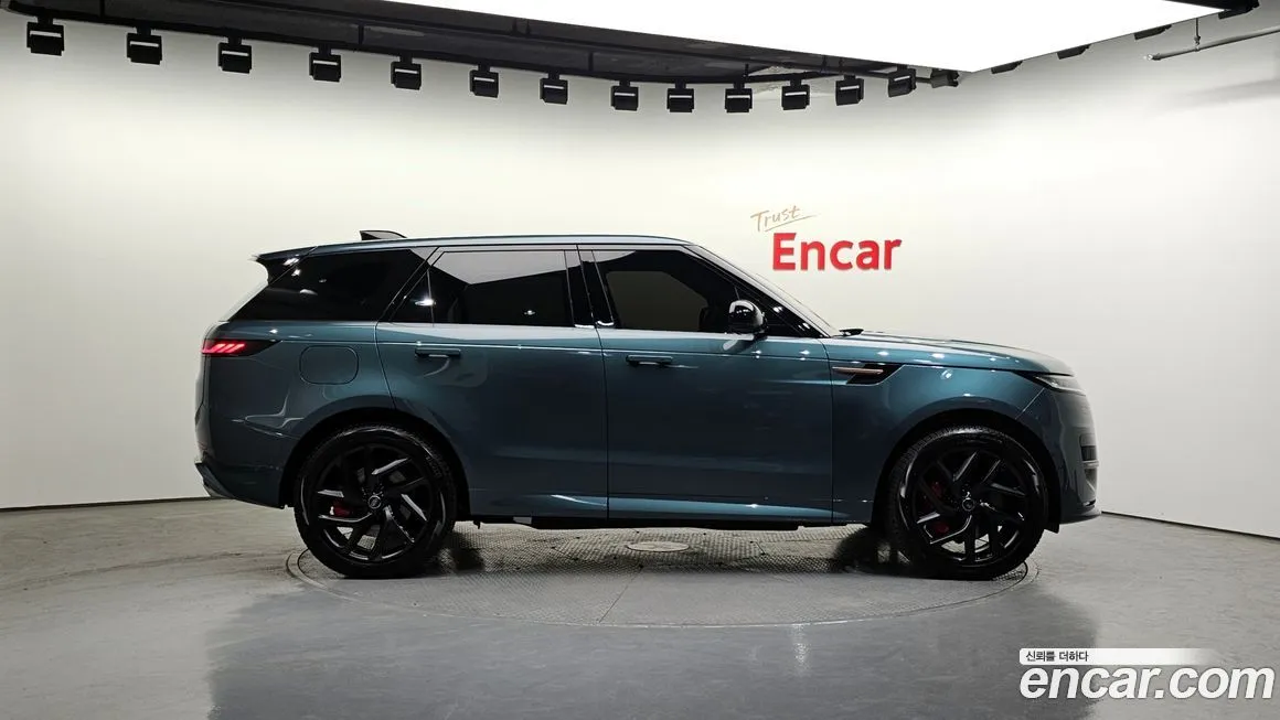 Land Rover Range Rover Sport — фото 6