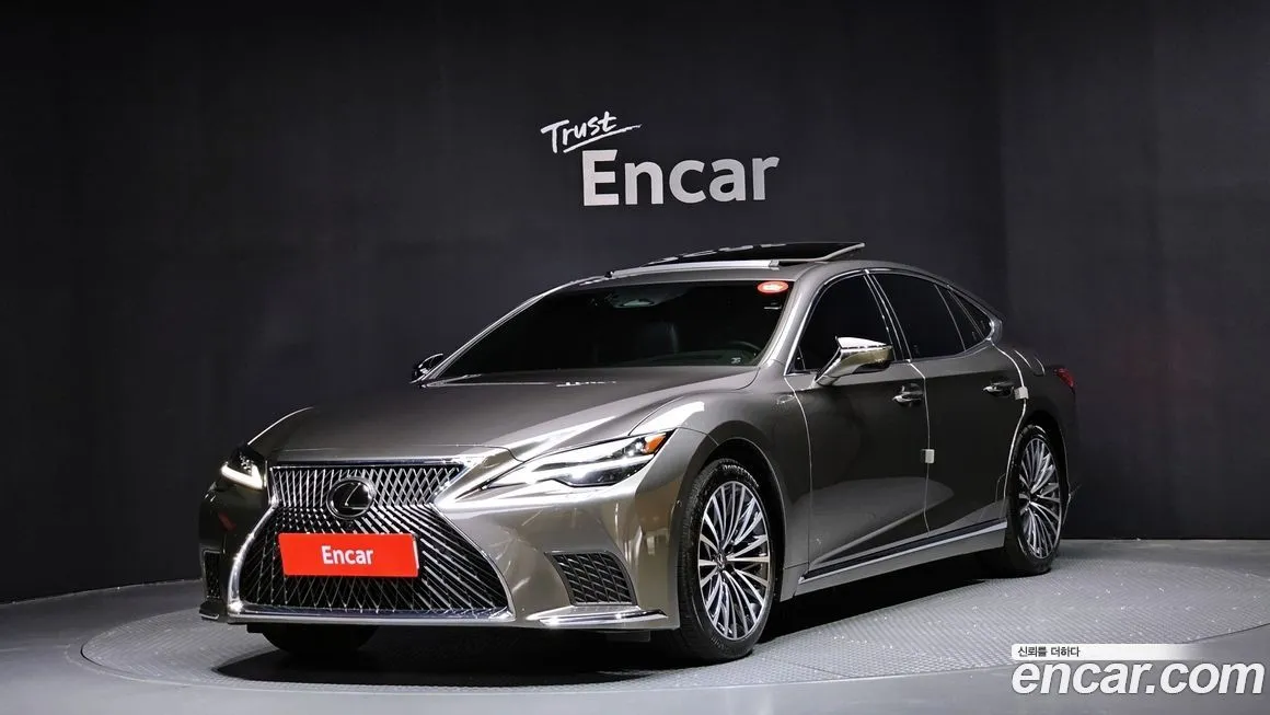 Lexus LS 2024 из KR, фото 1