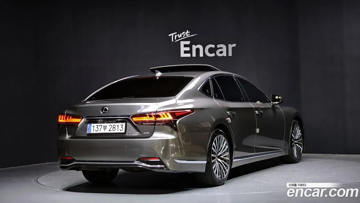 Lexus LS 2024 из KR, фото 2