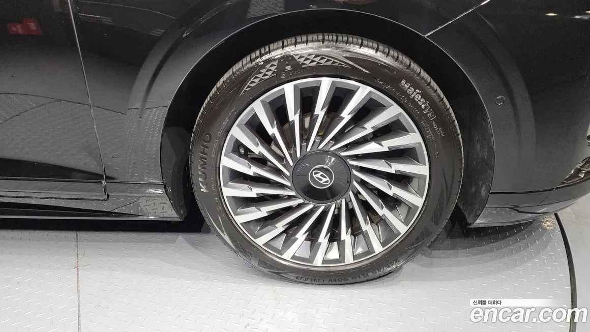 Hyundai Grandeur 2023 из KR, фото 5