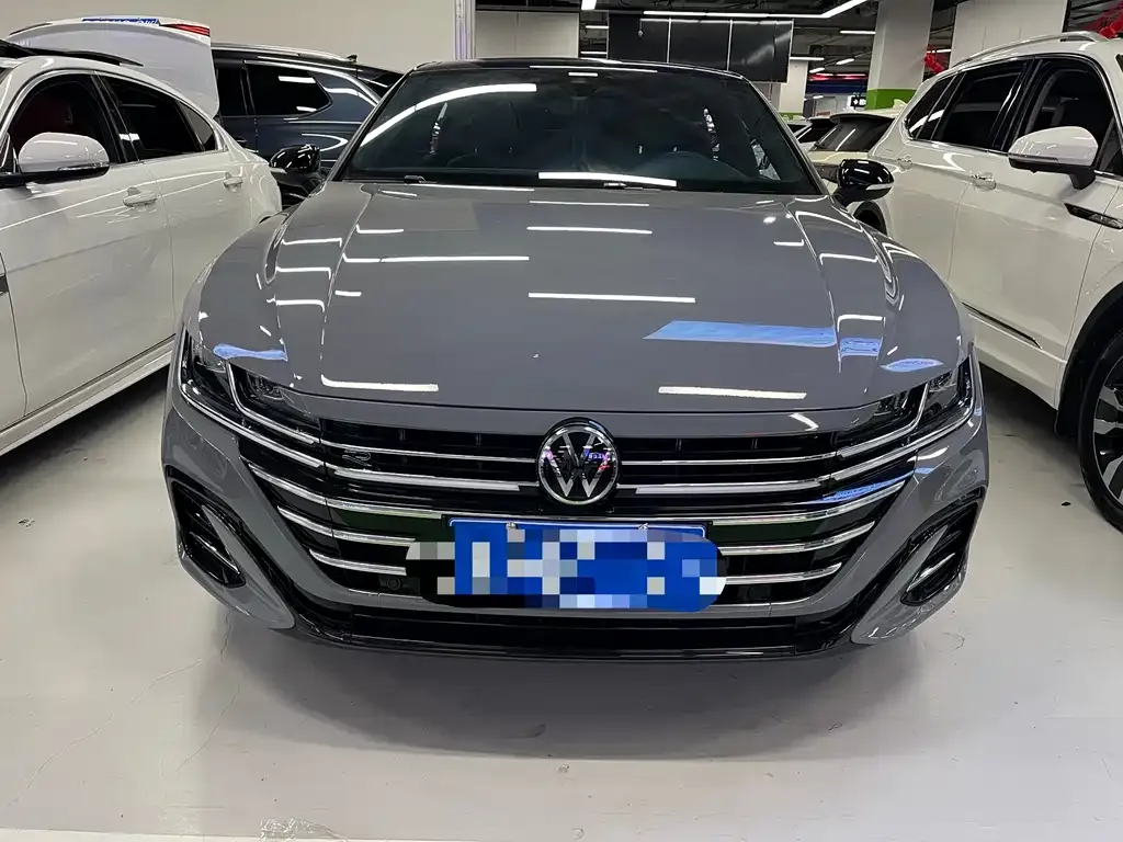 Volkswagen CC 2022 из CN, фото 2