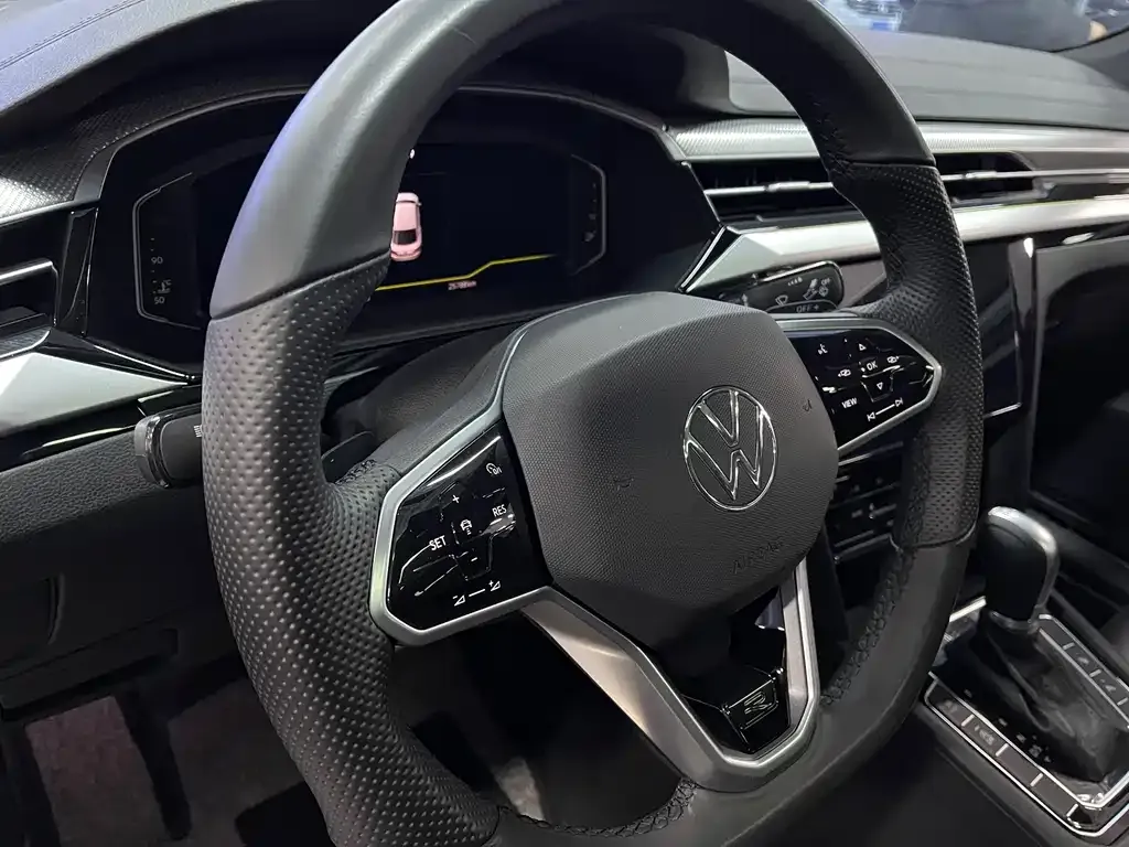 Volkswagen CC 2022 из CN, фото 9
