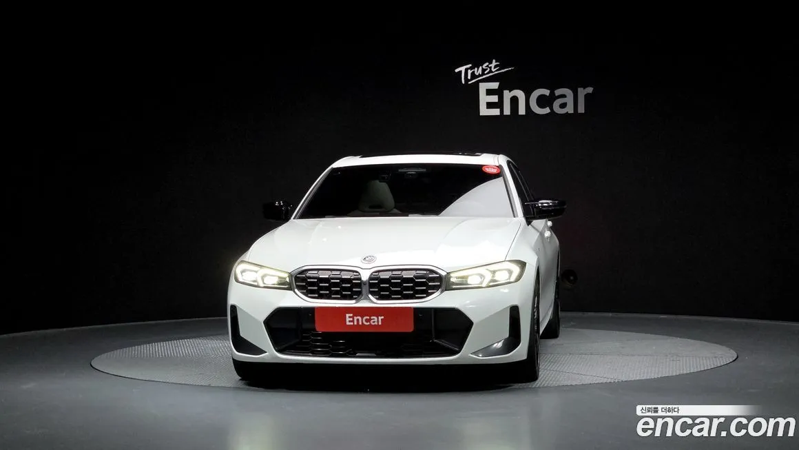 BMW 3-Series 2023 из KR, фото 3