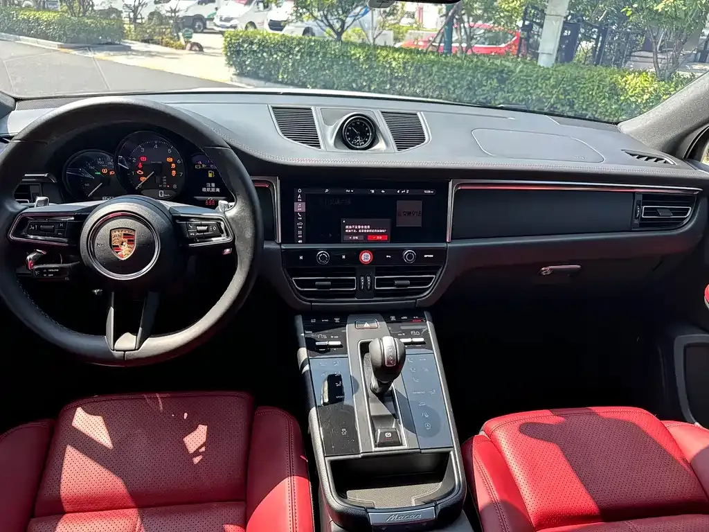 Porsche Macan 2024 из CN, фото 7