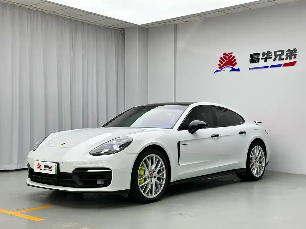 Porsche Panamera Hybrid 2023 из CN, фото 1