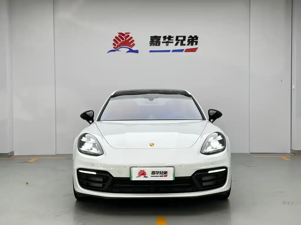 Porsche Panamera Hybrid 2023 из CN, фото 5