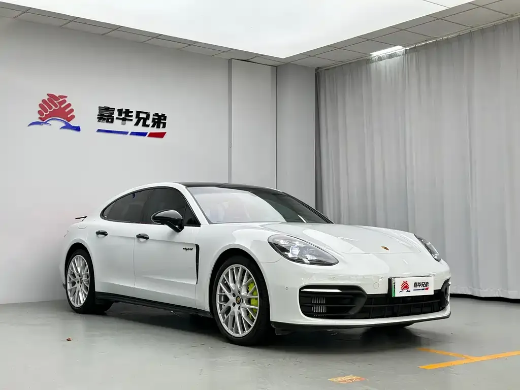 Porsche Panamera Hybrid 2023 из CN, фото 6