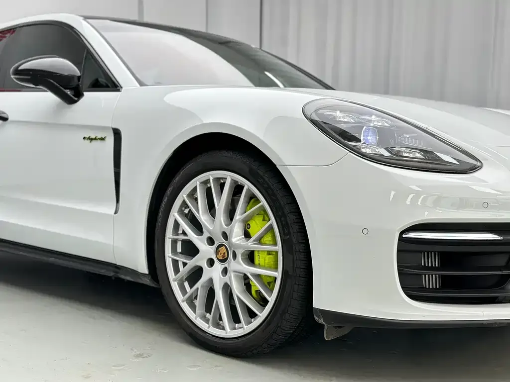 Porsche Panamera Hybrid 2023 из CN, фото 7