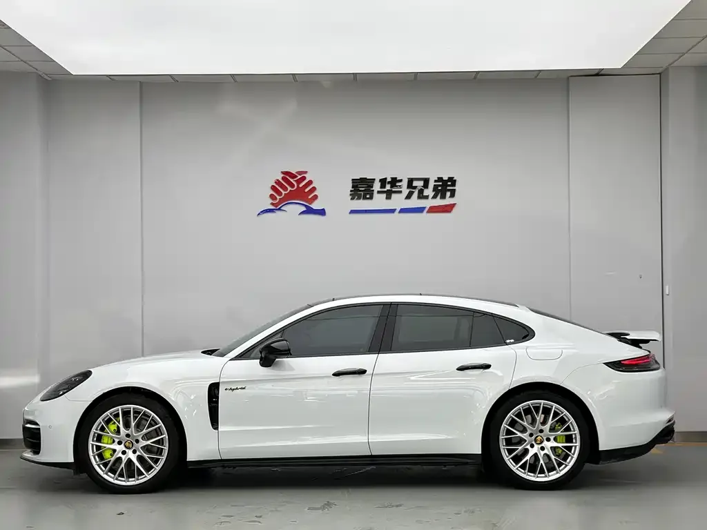 Porsche Panamera Hybrid 2023 из CN, фото 9