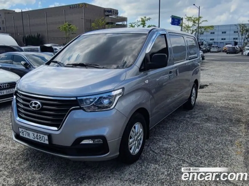 Hyundai Starex 2021 из KR, фото 1