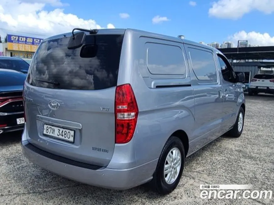 Hyundai Starex 2021 из KR, фото 2