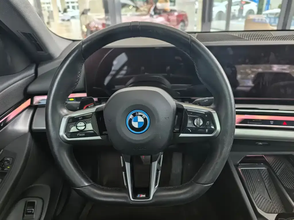 BMW i5 2024 из CN, фото 5