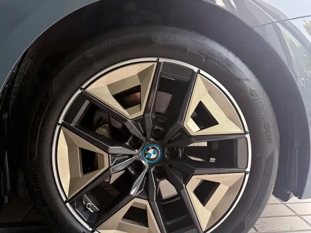 BMW i5 2024 из CN, фото 9