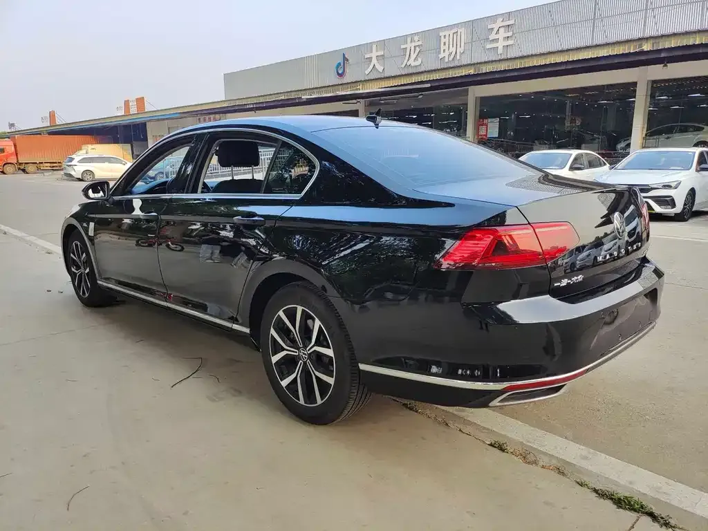 Volkswagen Magotan 2021 из CN, фото 7
