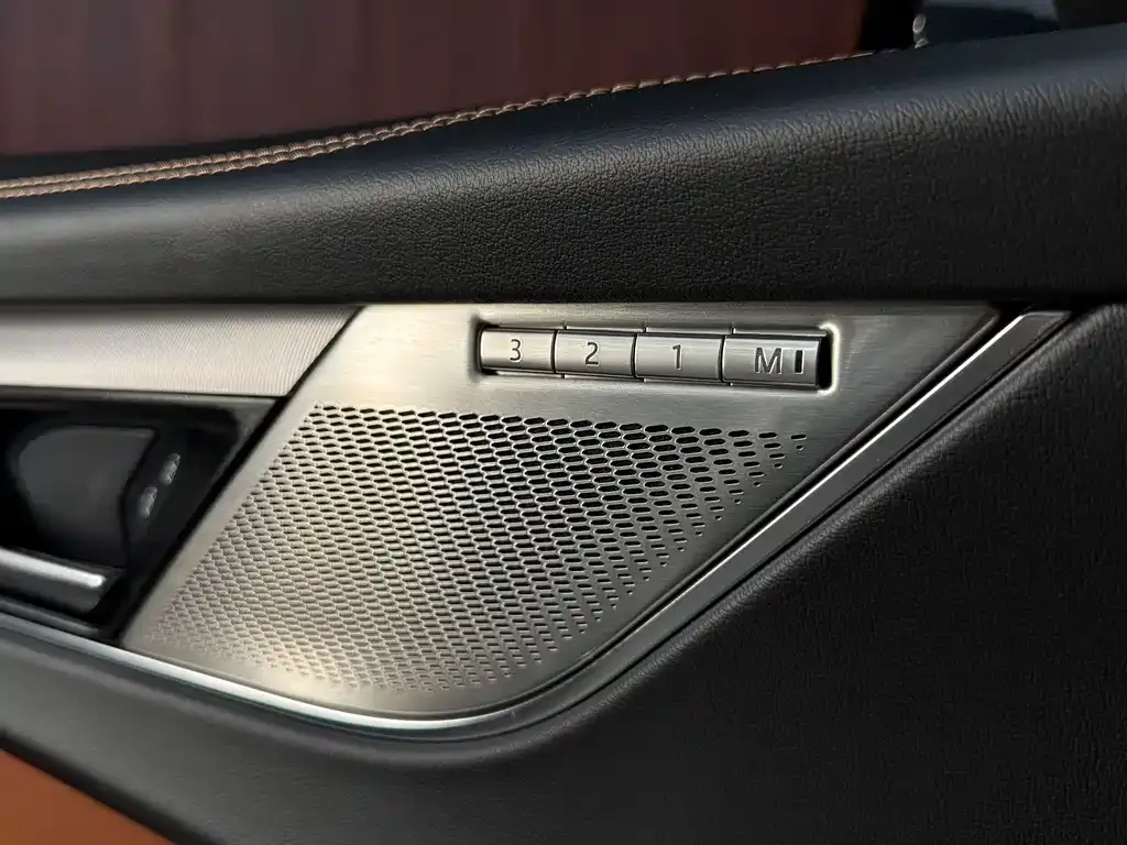 Jaguar F-PACE 2024 из CN, фото 10