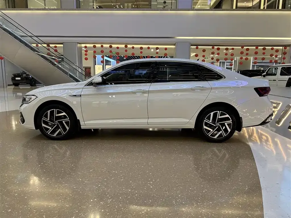 Volkswagen Sagitar 2024 из CN, фото 6