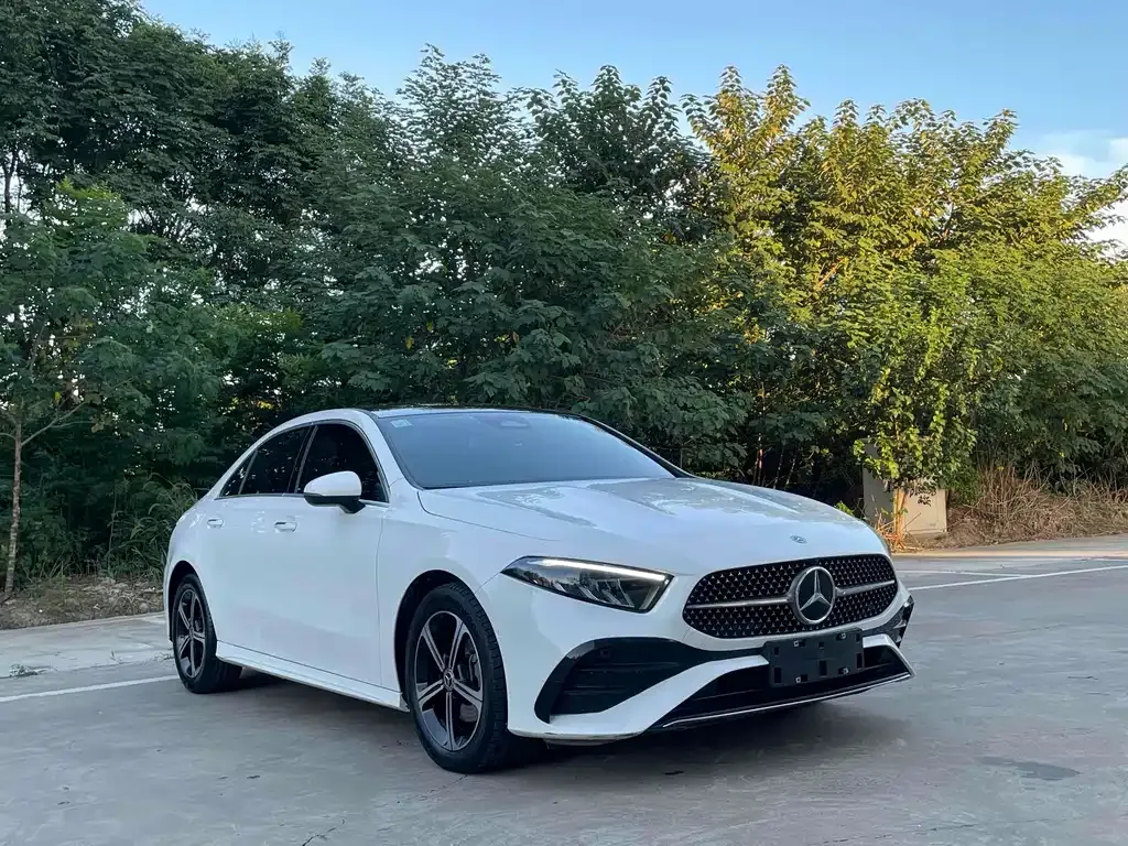 Mercedes-Benz A-Class 2024 из CN, фото 3