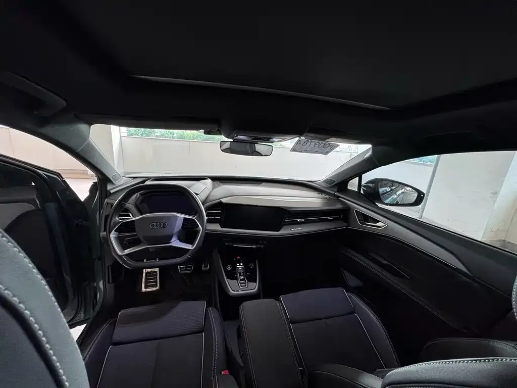 Audi Q5 e-tron 2023 из CN, фото 6