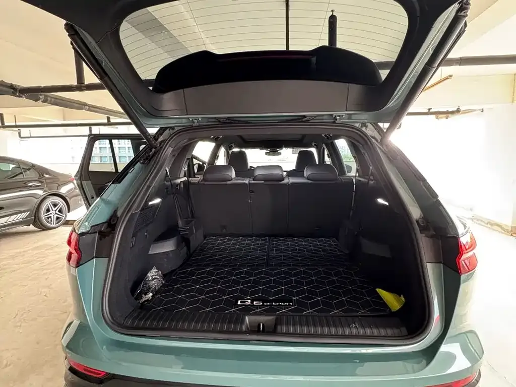 Audi Q5 e-tron 2023 из CN, фото 8