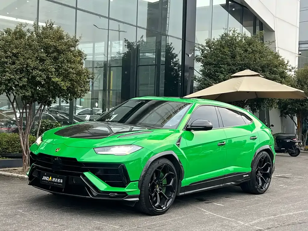 Lamborghini Urus 2024 из CN, фото 1