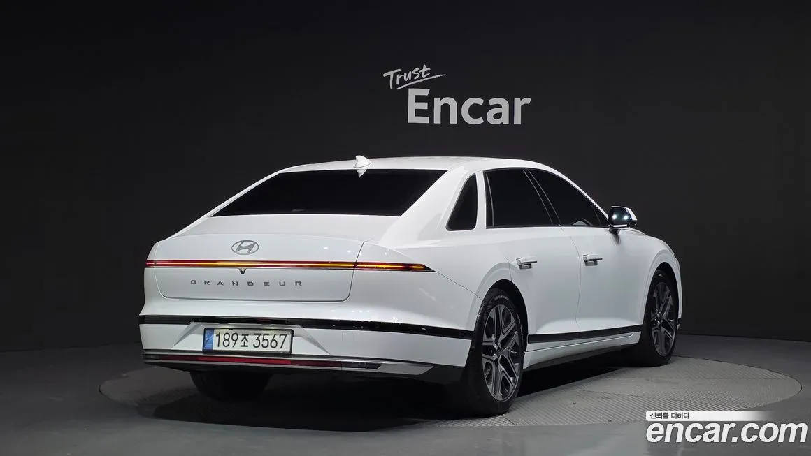 Hyundai Grandeur 2023 из KR, фото 2