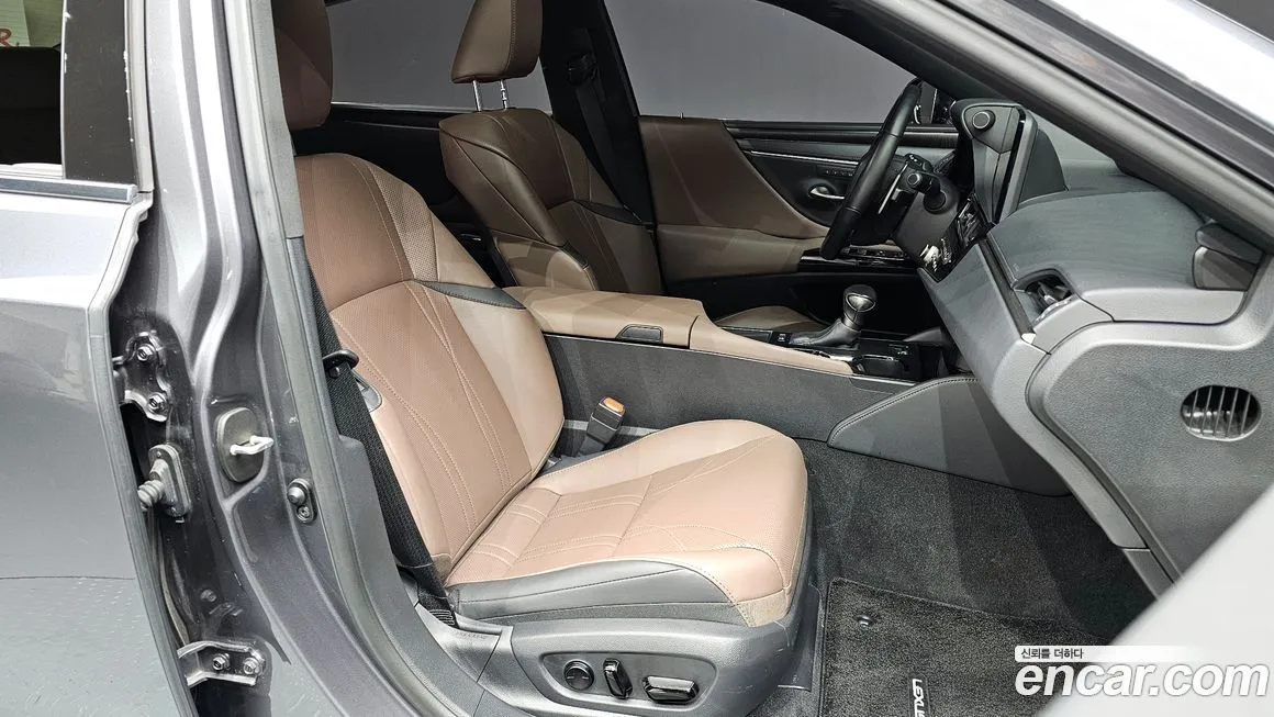 Lexus ES 2023 из KR, фото 10