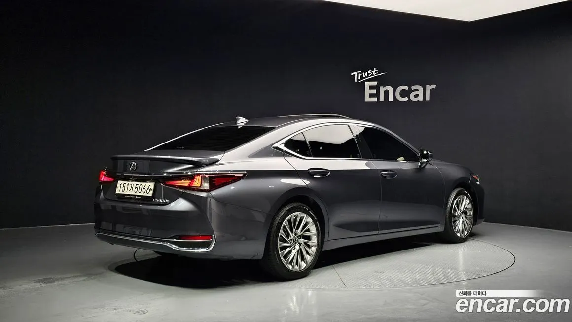 Lexus ES 2023 из KR, фото 2