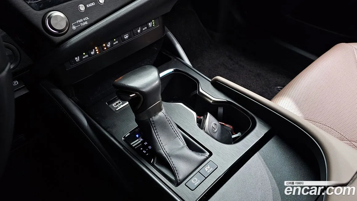 Lexus ES 2023 из KR, фото 9