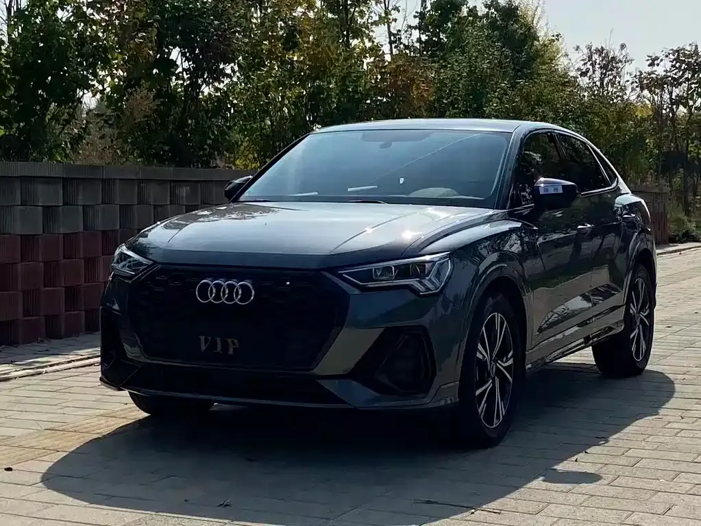 Audi Q3 Sportback 2022 из CN, фото 1