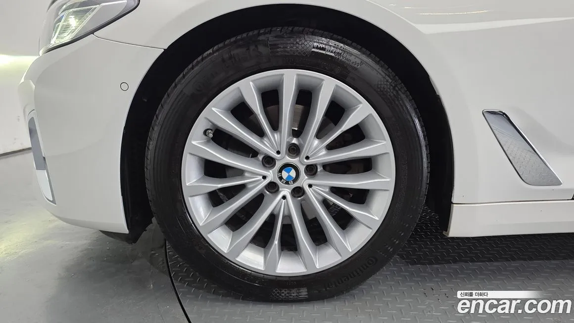 BMW 5-Series 2021 из KR, фото 5