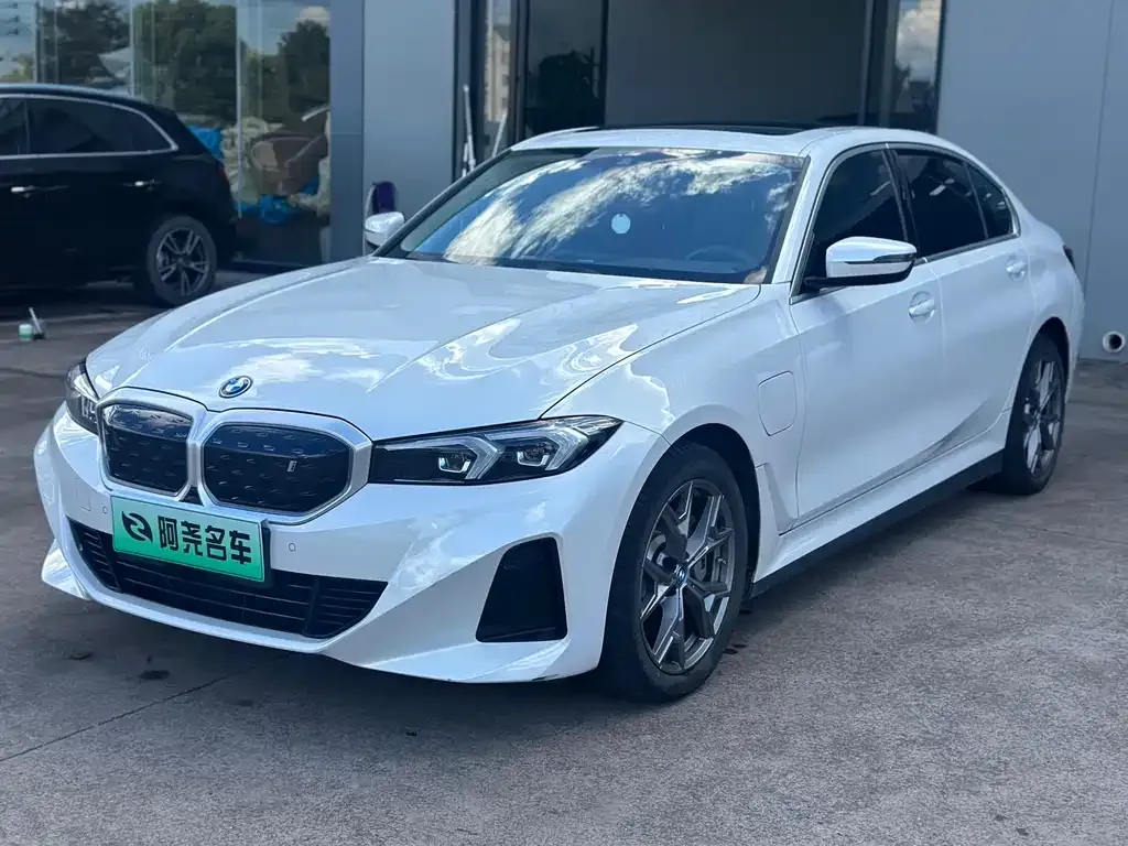 BMW i3 2022 из CN, фото 1
