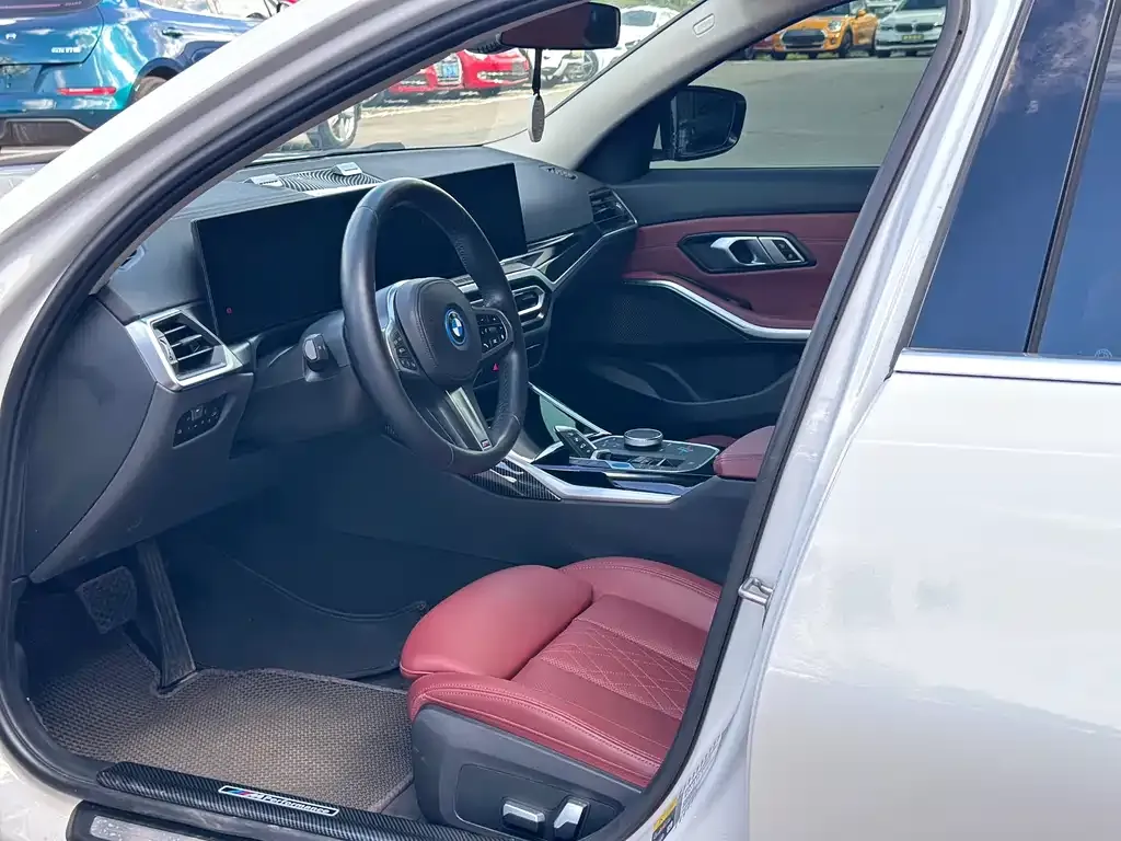 BMW i3 2022 из CN, фото 4