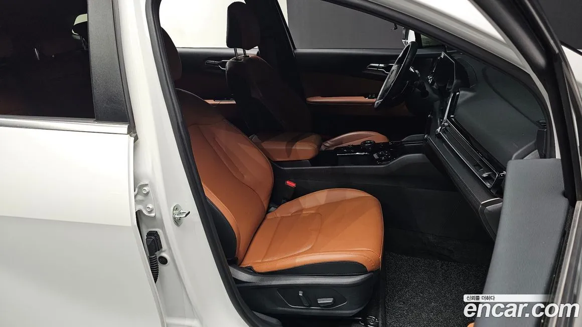 Kia Sportage — фото 10