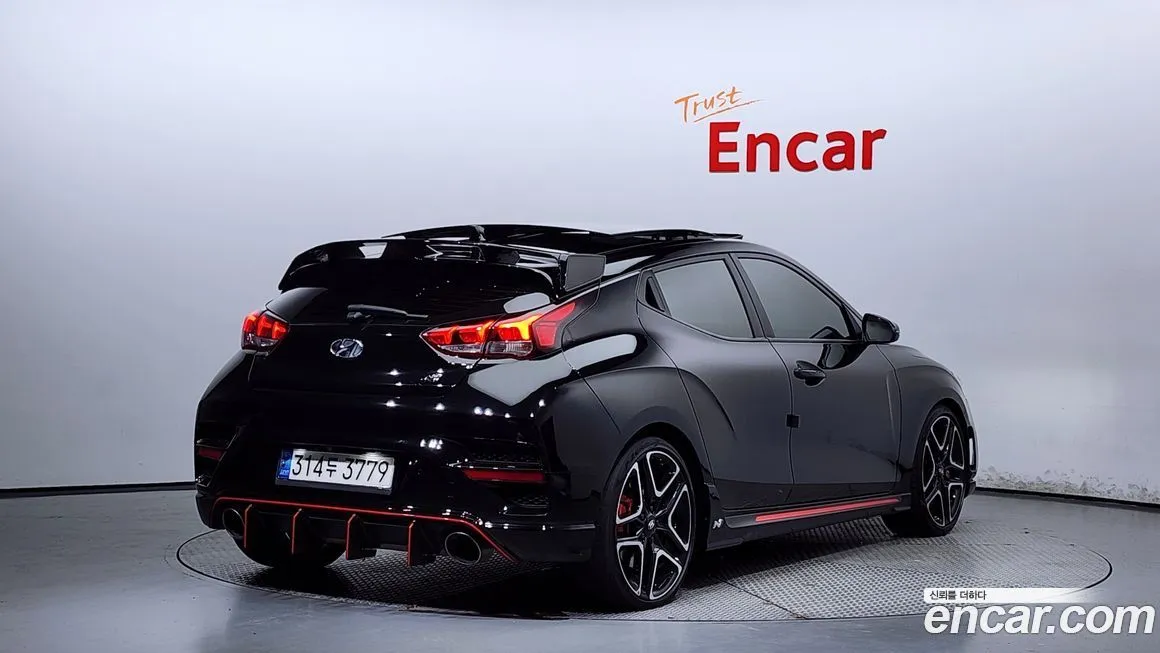 Hyundai Veloster — фото 2