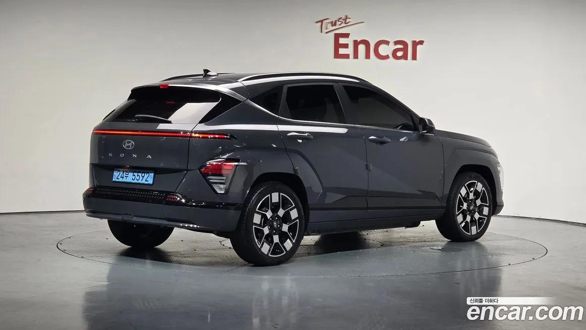 Hyundai Kona 2023 из KR, фото 2