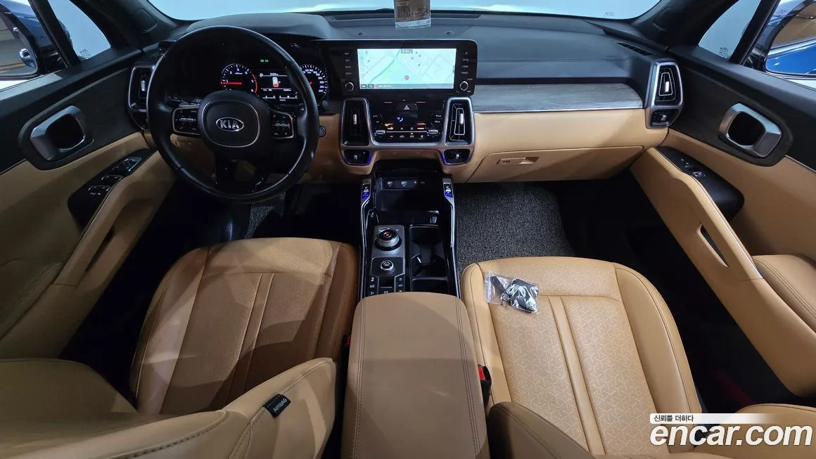 Kia Sorento — фото 7