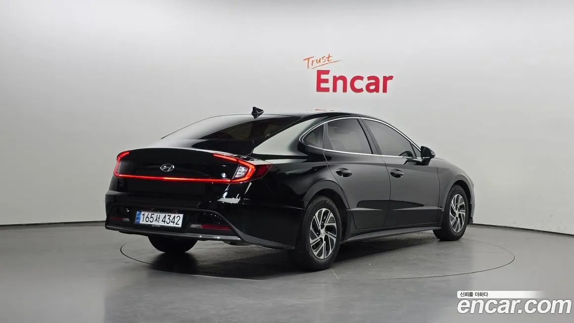 Hyundai Sonata 2021 из KR, фото 2