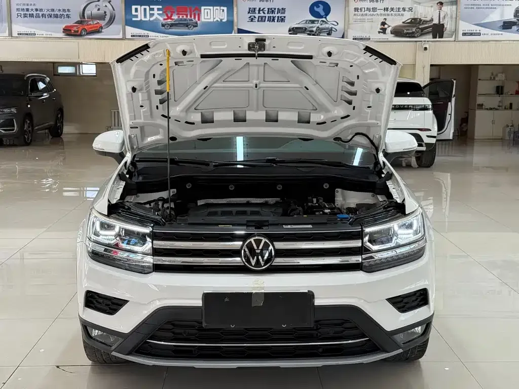 Volkswagen Tharu 2022 из CN, фото 7