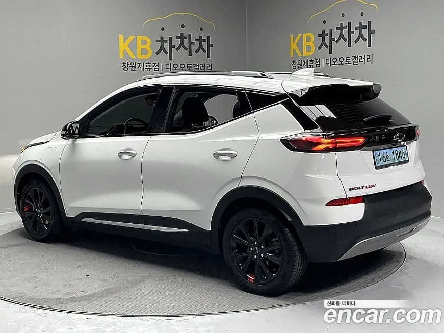 Chevrolet (GM Daewoo) Bolt EUV 2023 из KR, фото 2