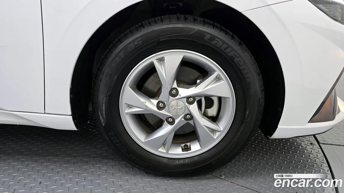Hyundai AVANTE 2021 из KR, фото 5