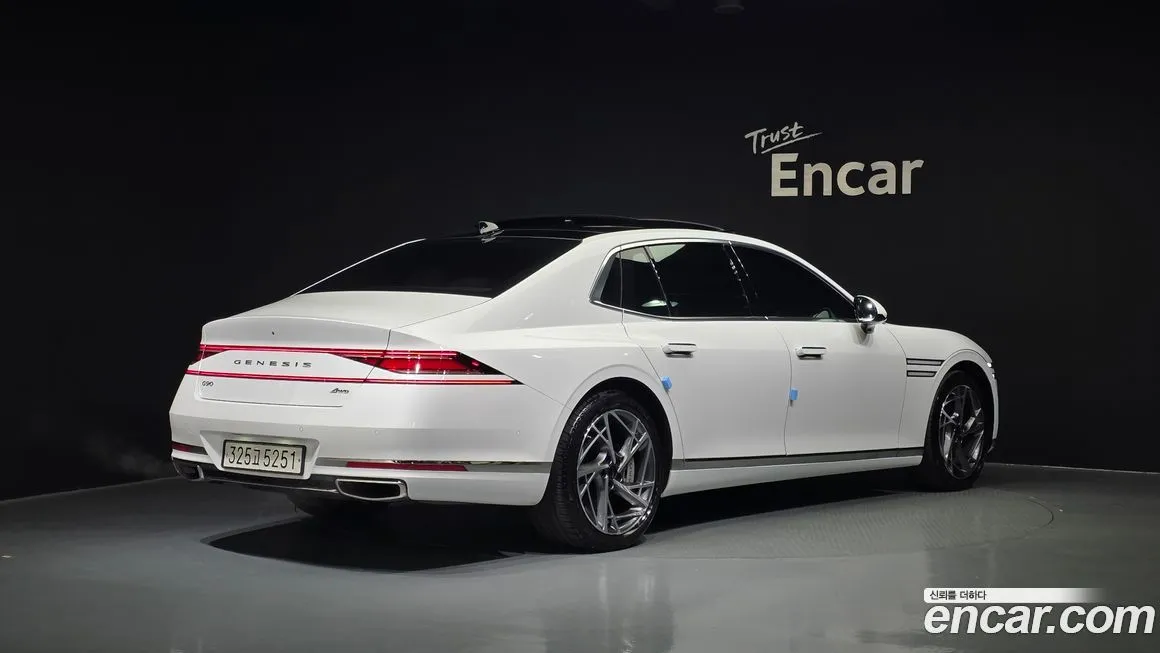 Genesis G90 2022 из KR, фото 2