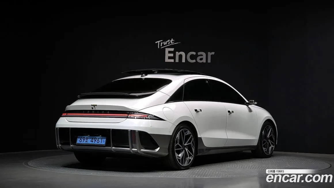 Hyundai Ioniq6 2023 из KR, фото 2